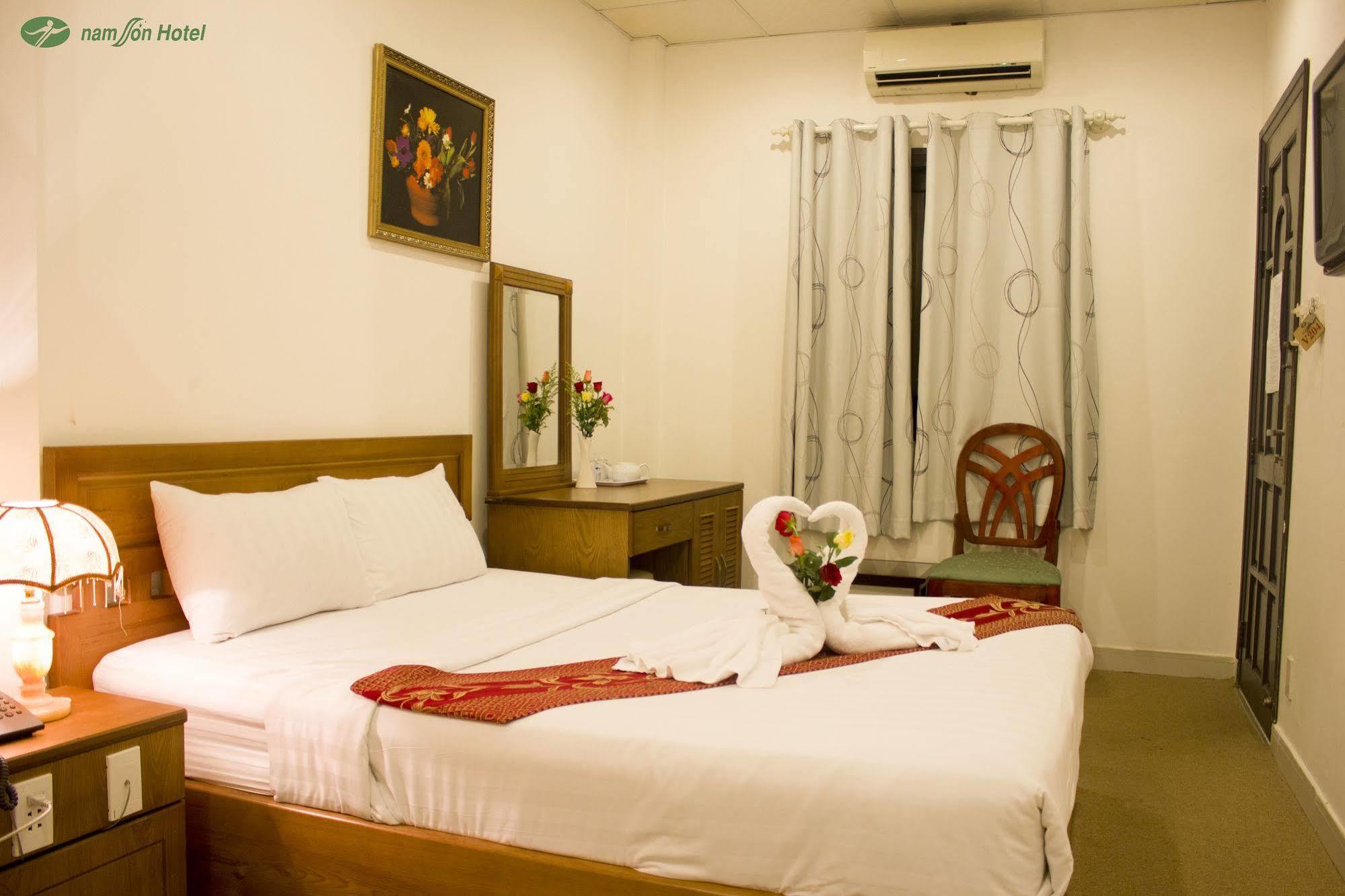 Nam Son Hotel Хошимин Экстерьер фото